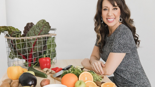 Heather Solid- Nutritionist