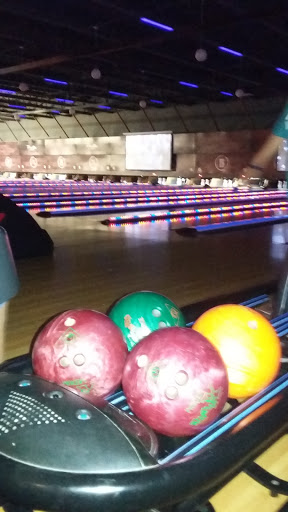 Bar «Pinsetter Bar & Bowl», reviews and photos, 7111 Maple Ave, Merchantville, NJ 08109, USA