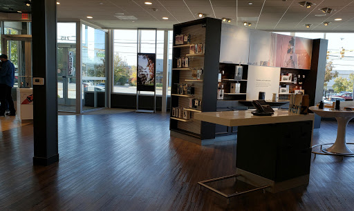 Cell Phone Store «Verizon», reviews and photos, 715 W Dekalb Pike, King of Prussia, PA 19406, USA