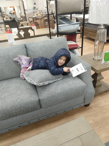 Discount Store «Big Lots», reviews and photos, 825 Fairport Rd, East Rochester, NY 14445, USA