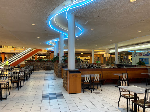 Shopping Mall «Valley West Mall», reviews and photos, 1551 Valley W Dr, West Des Moines, IA 50266, USA