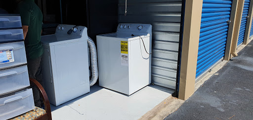 Self-Storage Facility «Compass Self Storage», reviews and photos, 14120 E Colonial Dr, Orlando, FL 32826, USA