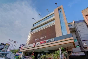 Capital O 4266 Hotel Sagar image
