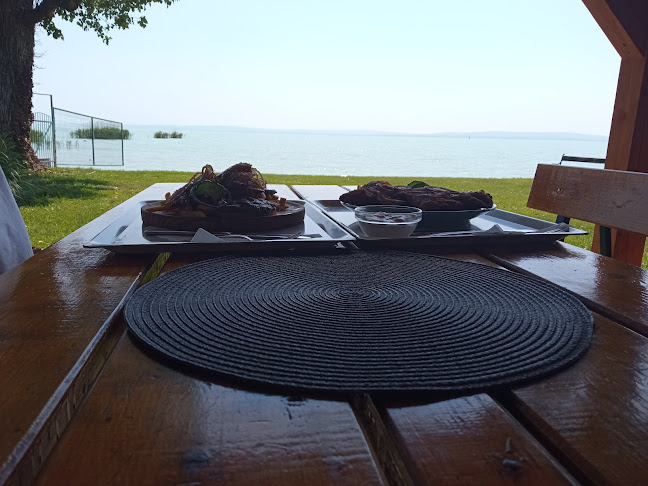 Jegesmedve Söröző és Vendéglátó