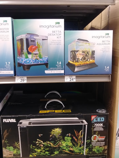 Pet Supply Store «Petco Animal Supplies», reviews and photos, 118 Highlands Square Dr, Hendersonville, NC 28792, USA