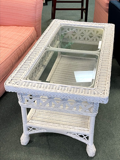 Thrift Store «Tambourine Resale Shop», reviews and photos, 1619 10th Ave, Vero Beach, FL 32960, USA