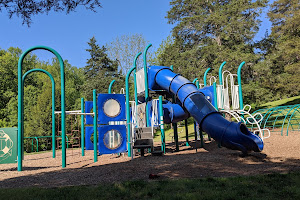 Peaks View Park and playground