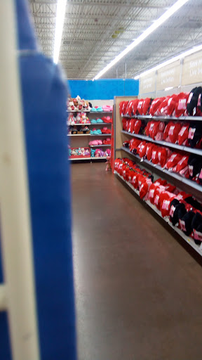 Department Store «Walmart Supercenter», reviews and photos, 632 Grassfield Pkwy, Chesapeake, VA 23322, USA