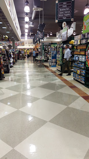 Grocery Store «Harris Teeter», reviews and photos, 500 Oberlin Rd, Raleigh, NC 27605, USA