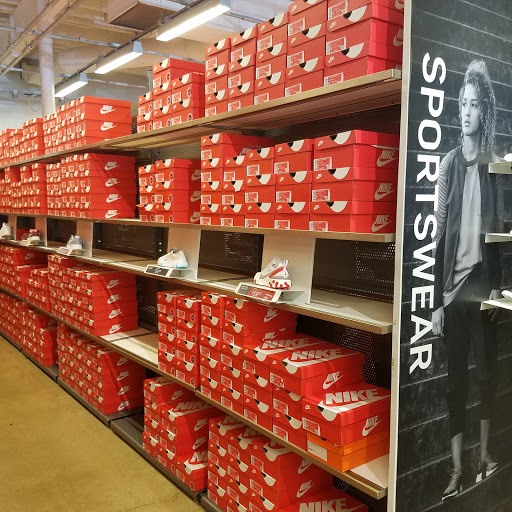 Sporting Goods Store «Nike Factory Store», reviews and photos, 199 Outlet Center Dr e053, Queenstown, MD 21658, USA