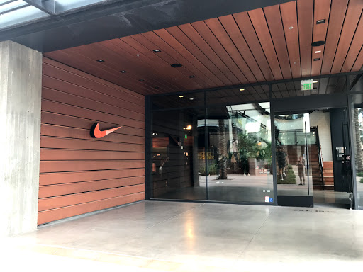 Clothing Store «Nike Scottsdale», reviews and photos, 15147 N Scottsdale Rd #180, Scottsdale, AZ 85254, USA
