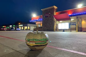 Dairy Queen image