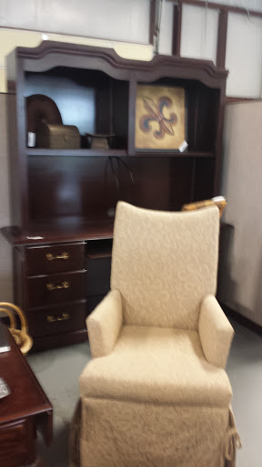 Consignment Shop «Remix Furniture Consignment - Murfreesboro», reviews and photos, 211 Robert Rose Dr, Murfreesboro, TN 37129, USA