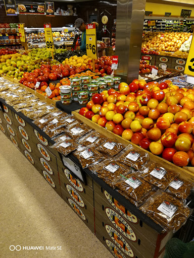 Grocery Store «Jewel-Osco», reviews and photos, 3124 N Lewis Ave, Waukegan, IL 60085, USA