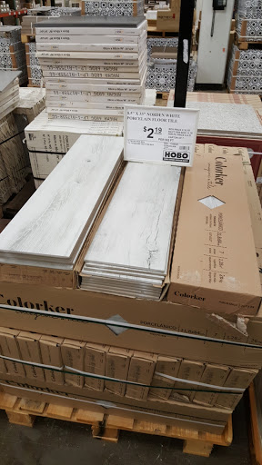 Home Improvement Store «HOBO - Home Owners Bargain Outlet», reviews and photos, 8716 S Cicero Ave, Oak Lawn, IL 60453, USA