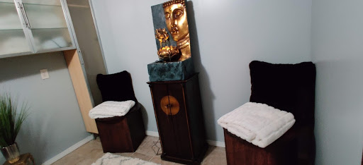 Beauty Salon «Authentic Beauty Salon & Spa», reviews and photos, 902 Whalley Ave, New Haven, CT 06515, USA