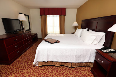 Hampton Inn & Suites Charlottesville-At The University