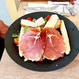 Photo n°84 de Café de la Paix à Saint-Jean-Pied-de-Port ()