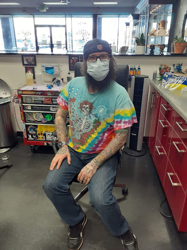 Body Piercing Shop «Deep Roots Tattoo and Body Piercing Alderwood», reviews and photos, 18920 28th Ave W, Lynnwood, WA 98036, USA
