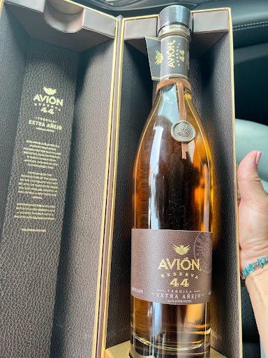 Liquor Store «Pompano Discount Liquor», reviews and photos, 652 E McNab Rd, Pompano Beach, FL 33060, USA