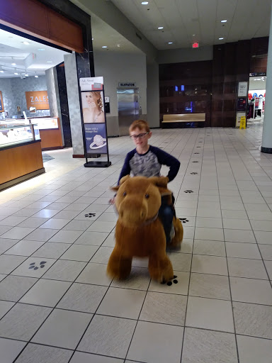 Shopping Mall «Emerald Square», reviews and photos, 999 S Washington St, North Attleborough, MA 02760, USA