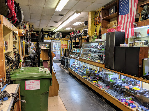 Pawn Shop «Crown Pawnbrokers», reviews and photos, 1726 14th St NW, Washington, DC 20009, USA