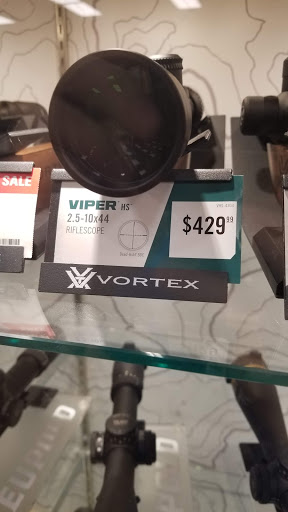 Shopping Mall «Oakwood Mall», reviews and photos, 4800 Golf Rd, Eau Claire, WI 54701, USA