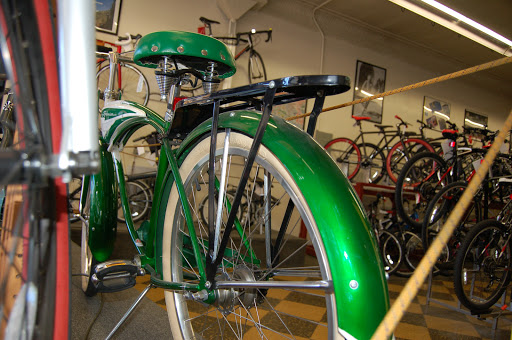 Bicycle Store «ADT Bike & Skate Shop (Arc De Triomphe Inc)», reviews and photos, 114-01 Jamaica Ave, Richmond Hill, NY 11418, USA