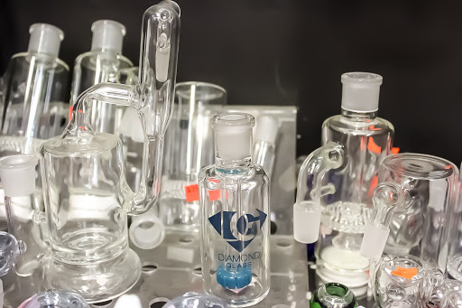 Tobacco Shop «Ace Tobacco Shop», reviews and photos, 2501 Lake Ave, Altadena, CA 91001, USA