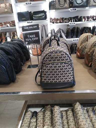 Fashion Accessories Store «Michael Kors», reviews and photos, 100 Citadel Dr #456, Commerce, CA 90040, USA
