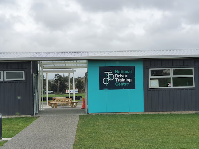 Reviews of National Driver Training Centre in Feilding - Driving school