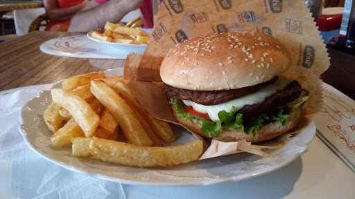 Lee'S 60'S70'S80'S Cafe&Bar