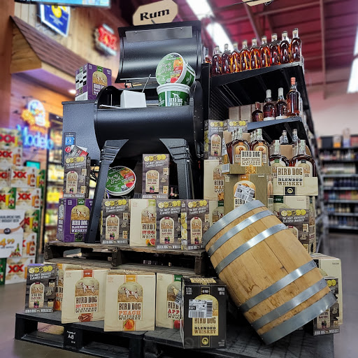 Liquor Store «Big Bear Wine & Liquor, Inc.», reviews and photos, 2037 S Pueblo Blvd, Pueblo, CO 81005, USA