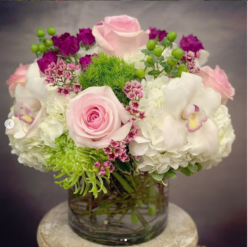 Florist «Finishing Touch Florist & Gifts», reviews and photos, 1645 140th Ave NE B4, Bellevue, WA 98005, USA