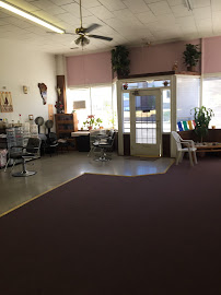 Joy Beauty Salon - Photo 2 - Car repair in Spokane, WA, Spokane