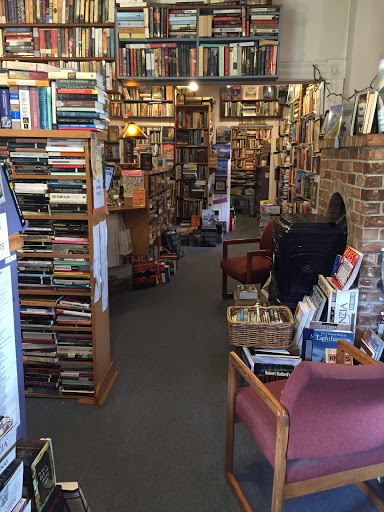 Used Book Store «Serendipity the Used Book Pl», reviews and photos, 223 A St, Friday Harbor, WA 98250, USA