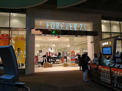 Clothing Store «Forever 21», reviews and photos, 5000 S Arizona Mills Cir #590, Tempe, AZ 85282, USA