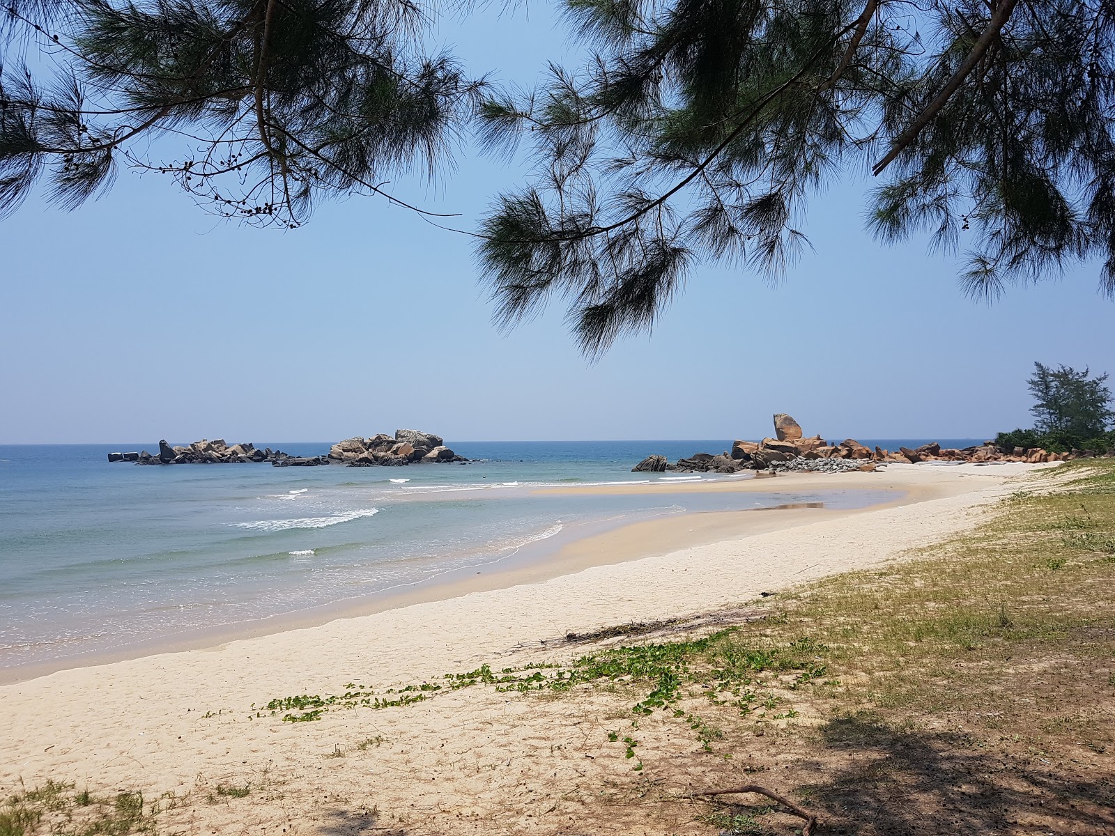 Fotografie cu Kijal Penunjok Beach zonele de facilități