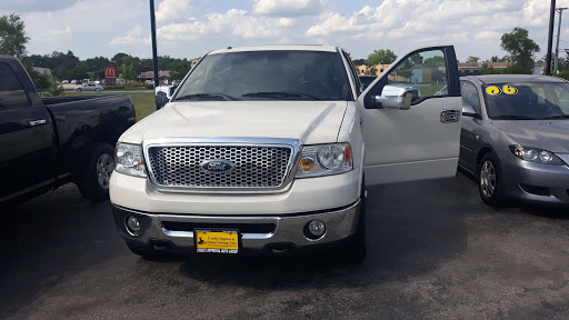 Car Wash «Credit Approval Auto Group Inc», reviews and photos, 639 N Independence Blvd, Romeoville, IL 60446, USA