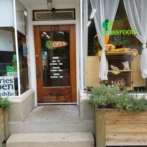 Grassroots Grocery, 415 Ridge St, Alton, IL 62002, USA, 