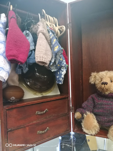 Thrift Store «Nifty Thrifty Shop LLC», reviews and photos