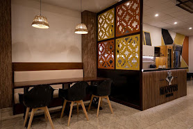 Mantos Chicken Bar