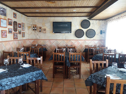 Restaurante Asador extremeño - C. Venezuela, 3A, 06140 Talavera la Real, Badajoz, Spain