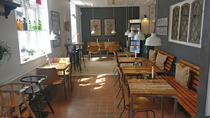 Jernbane Caféen