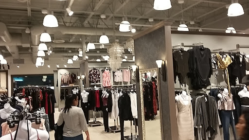 Clothing Store «Discovery Clothing Company», reviews and photos, 660 Centerview Blvd, Kissimmee, FL 34741, USA