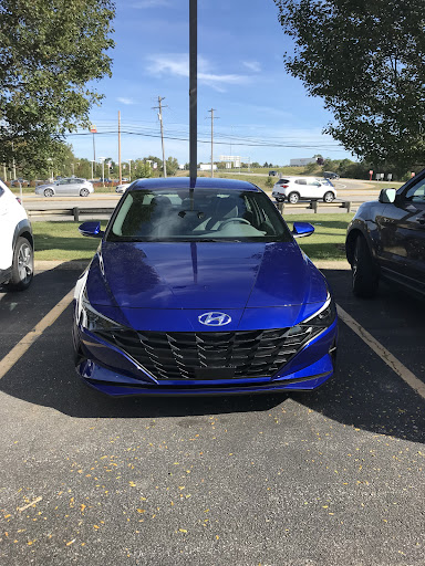 Hyundai Dealer «Crestmont Hyundai», reviews and photos, 2961 Center Rd, Brunswick, OH 44212, USA