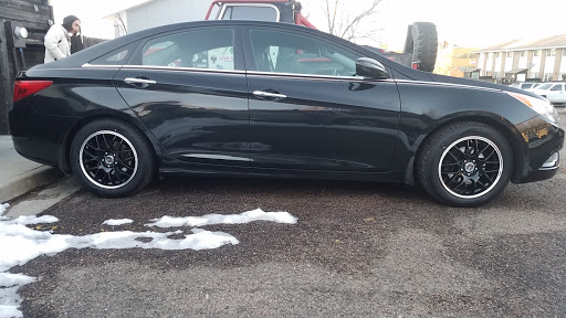 Tire Shop «Discount Tire Store - Denver, CO», reviews and photos, 1990 S Federal Blvd, Denver, CO 80219, USA