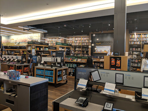 Book Store «Amazon Books», reviews and photos, 4601 26th Ave NE, Seattle, WA 98105, USA