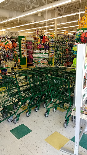 Pet Supply Store «Pet Supplies Plus», reviews and photos, 26230 Hoover Rd, Warren, MI 48089, USA