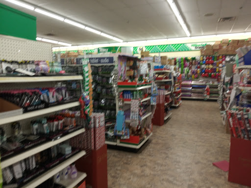 Dollar Store «Dollar Tree», reviews and photos, 111 Hulst Dr Ste #709, Matamoras, PA 18336, USA